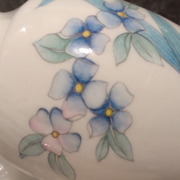 Vtg Christopher Stewart bone china floral Bud Vase 4".  Gold trim rim Set 2 NIP - Picture 9 of 9